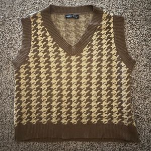 Brown Patterned Sweater Vest